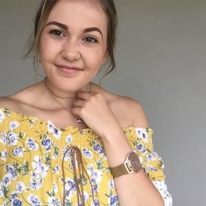 Meet your Posher, Gemma